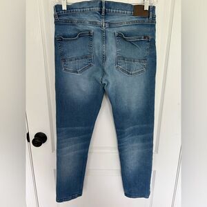 Faherty Men’s Blue Denim Jeans with Classic Medium Wash Size 32